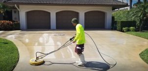 Concreate Cleaning in Boynton Beach, FL (1)